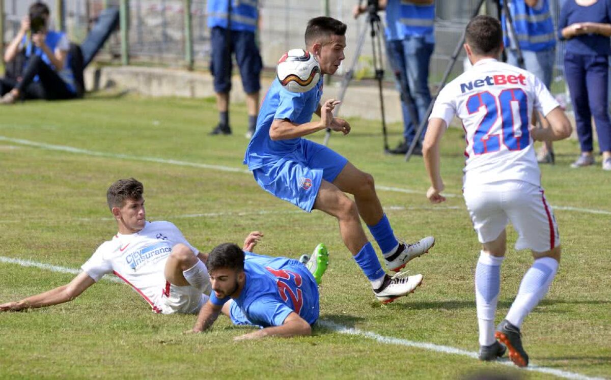 FOTO CSA Steaua - FCSB 1-4 » 3 eliminați și 5 goluri în meciul orgoliilor!