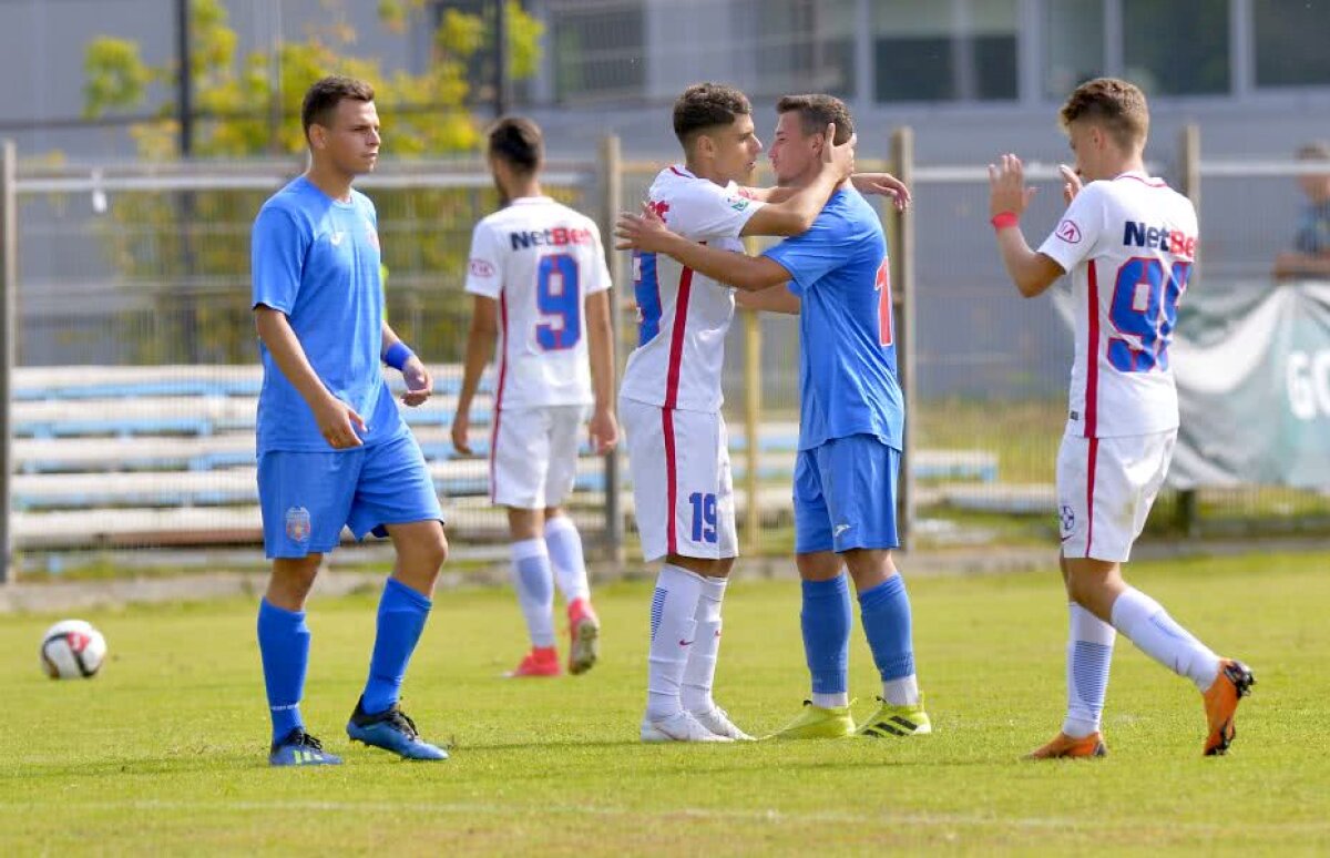 FOTO CSA Steaua - FCSB 1-4 » 3 eliminați și 5 goluri în meciul orgoliilor!