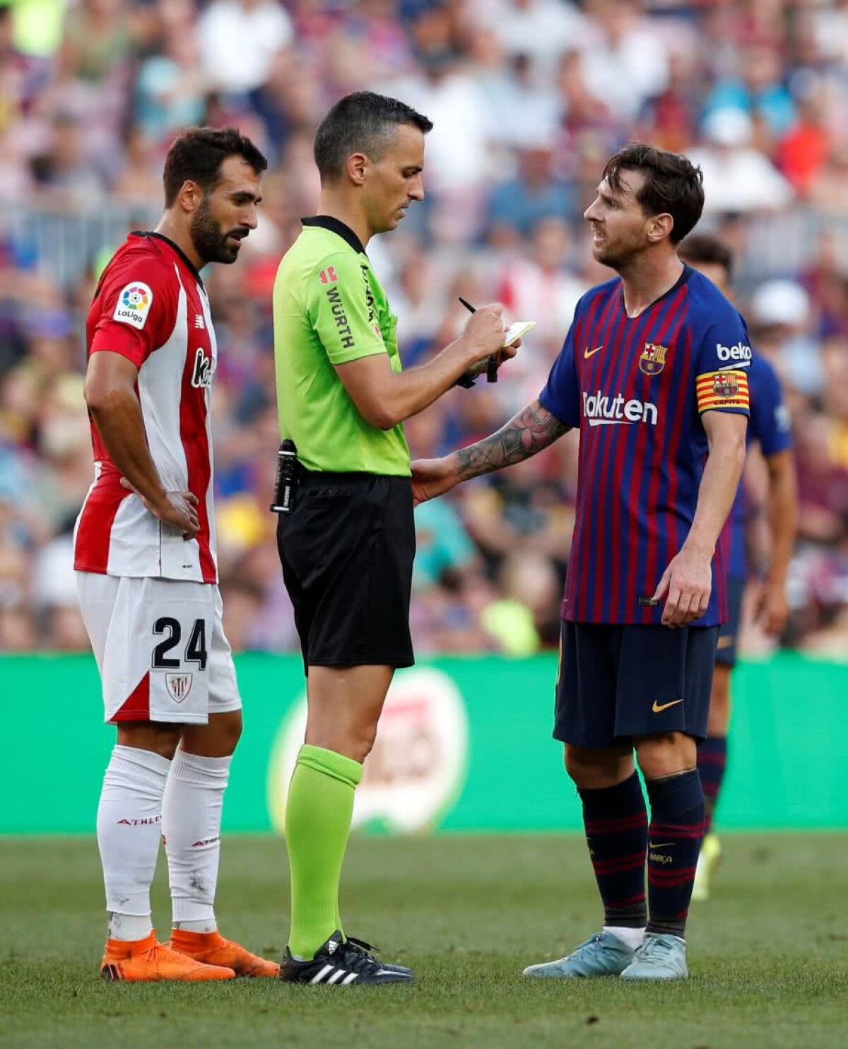 GALERIE FOTO Messi a făcut scandal după meci! Ce a scris arbitrul în raportul de joc