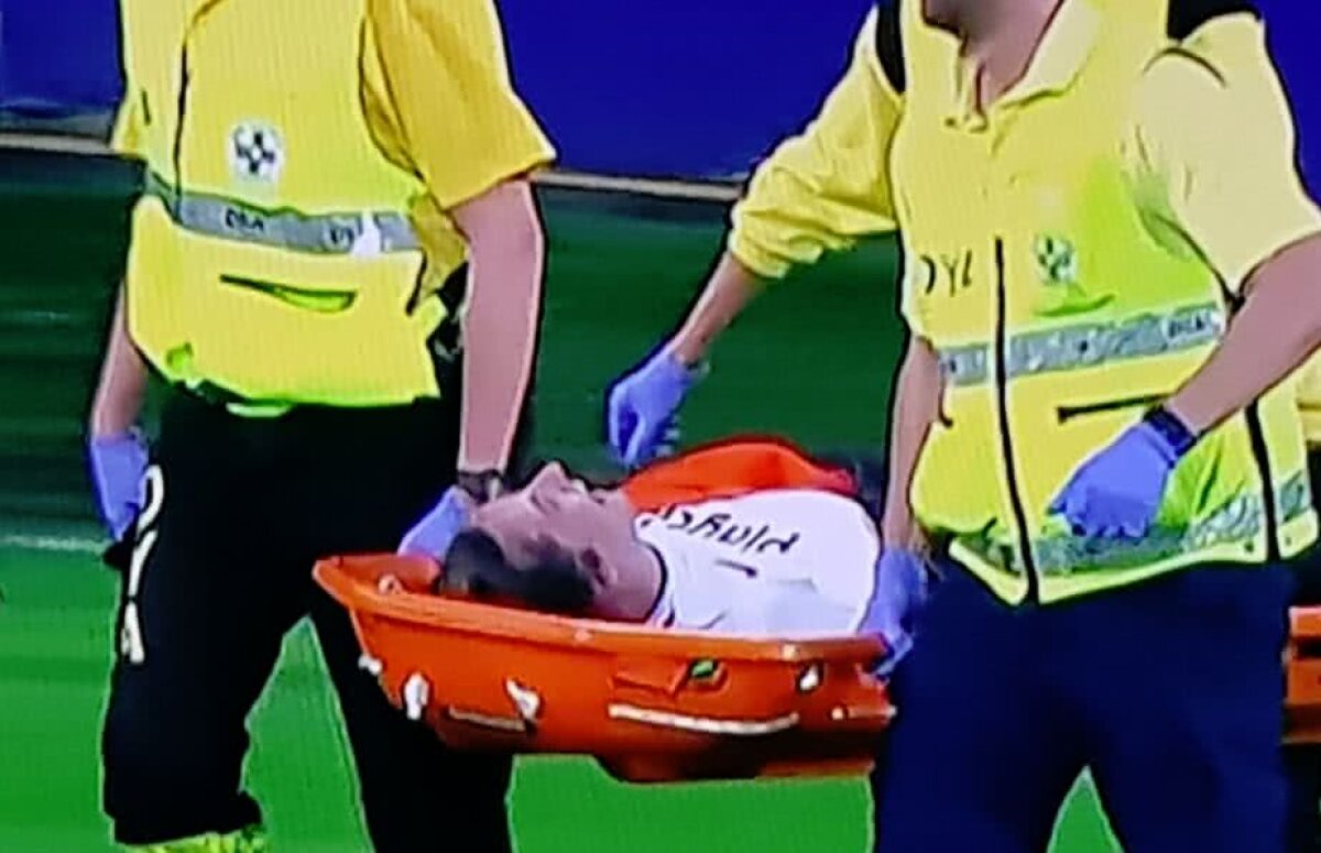 FOTO Panică la Eibar - Sevilla! Tribuna cu fanii andaluzi s-a rupt și a căzut!