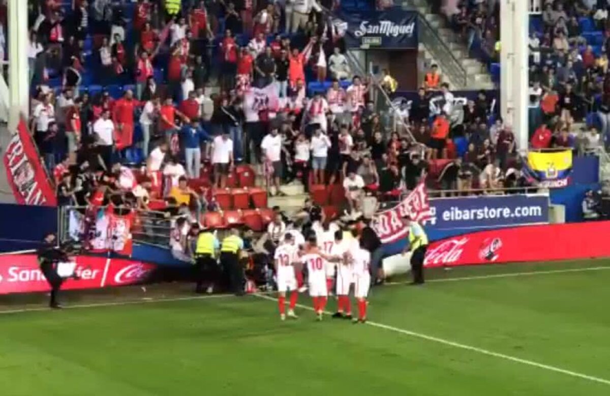 FOTO Panică la Eibar - Sevilla! Tribuna cu fanii andaluzi s-a rupt și a căzut!