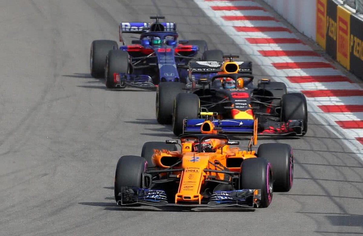 GALERIE FOTO Victorie fără emoții pentru Lewis Hamilton! Distanță uriașă față de rivalul Sebastian Vettel