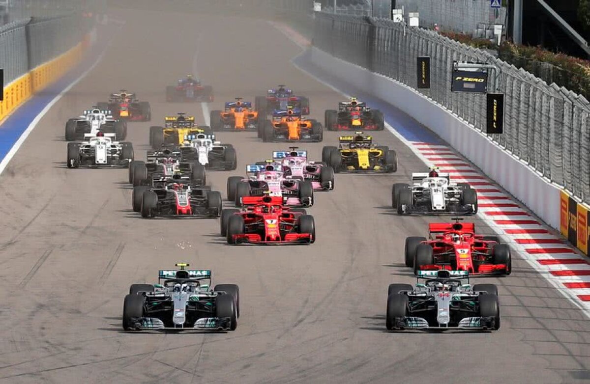 GALERIE FOTO Victorie fără emoții pentru Lewis Hamilton! Distanță uriașă față de rivalul Sebastian Vettel