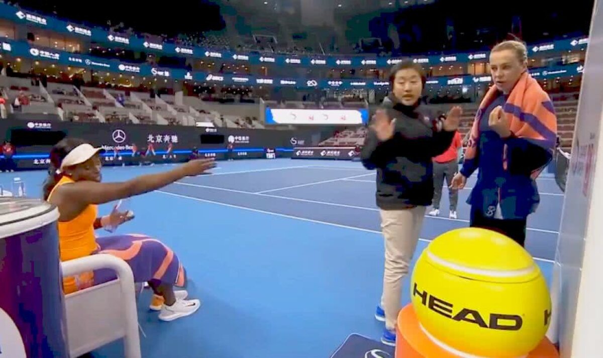 VIDEO Scene REPROBABILE! Sloane Stephens și adversara ei, la un pas de încăierare: "C***a dracului! A încercat să mă lovească"