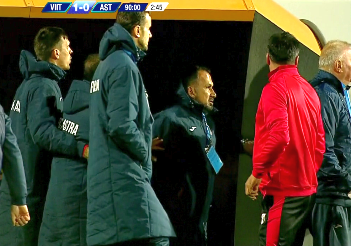 VIIITORUL - ASTRA 1-0 // VIDEO + FOTO Gică Hagi, conflict pe marginea terenului cu un fost om de la FCSB! » "A strigat «hârsâz!»"