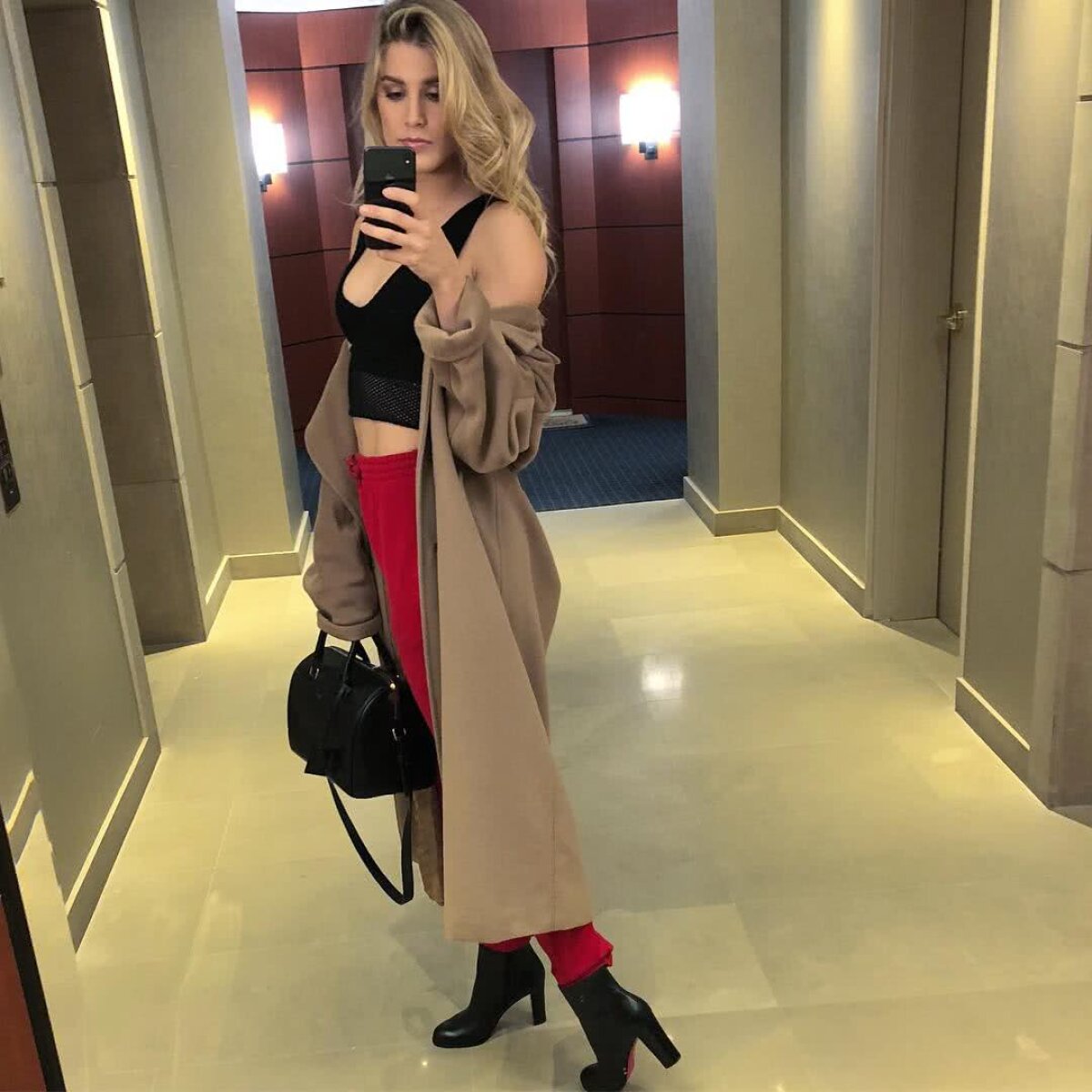 FOTO Bouchard a încins rețelele de socializare! Imagine hot adăugată de jucătoarea de tenis