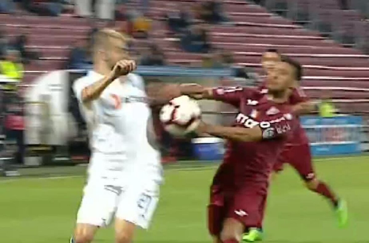 VIDEO+FOTO Concurs de gafe la CFR - Craiova » Care a fost mai caraghioasă: faza penalty-ului sau execuția? :D