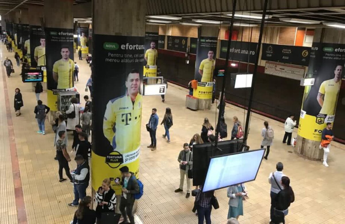 GALERIE FOTO Emulație la metrou! Campanie inedită a principalului sponsor al naționalei de fotbal înainte de meciurile cu Lituania și Serbia din Liga Națiunilor