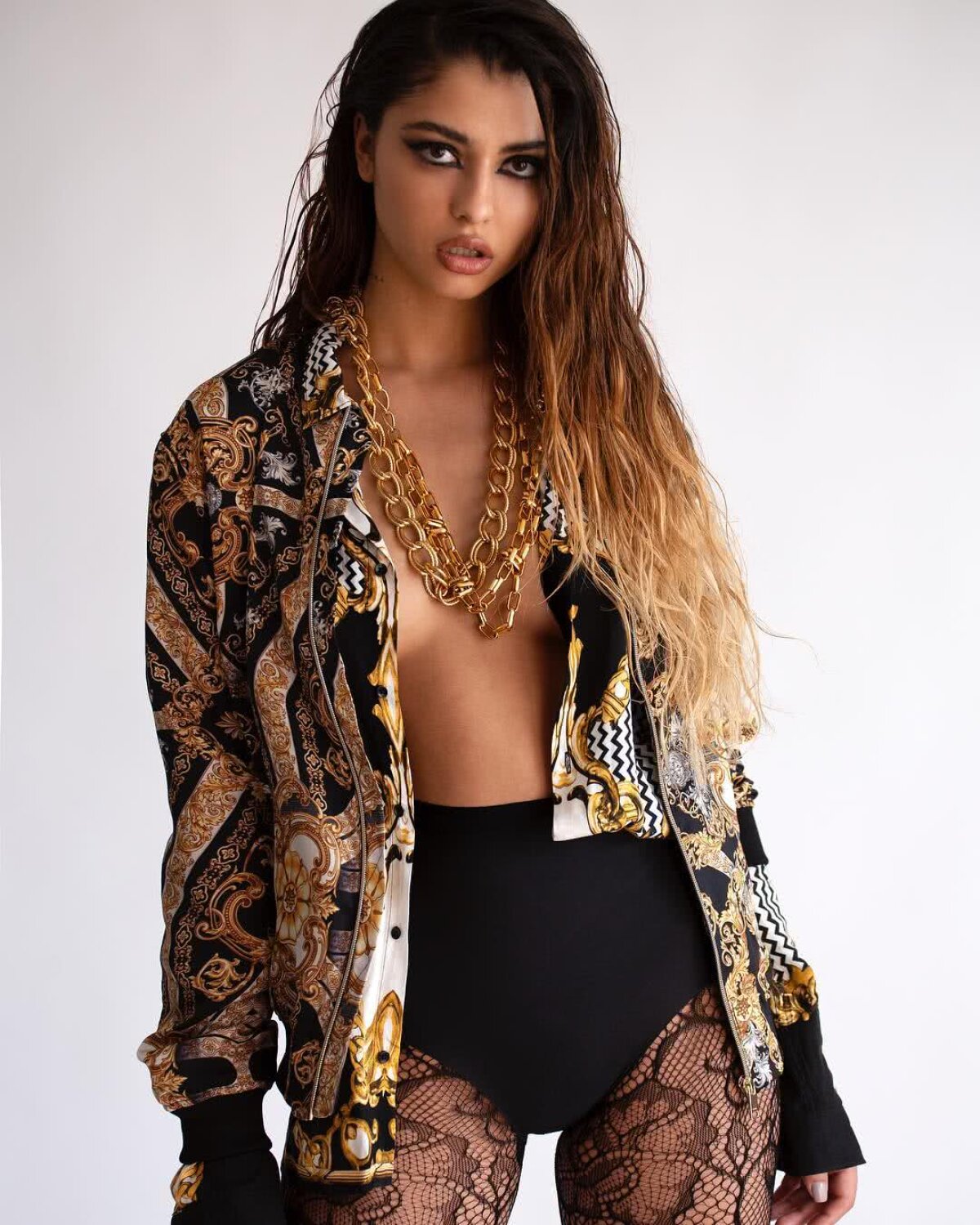 FOTO De la VIDEOCHAT la VLOGGING! Povestea tulburătoare a Iriniei Deaconescu