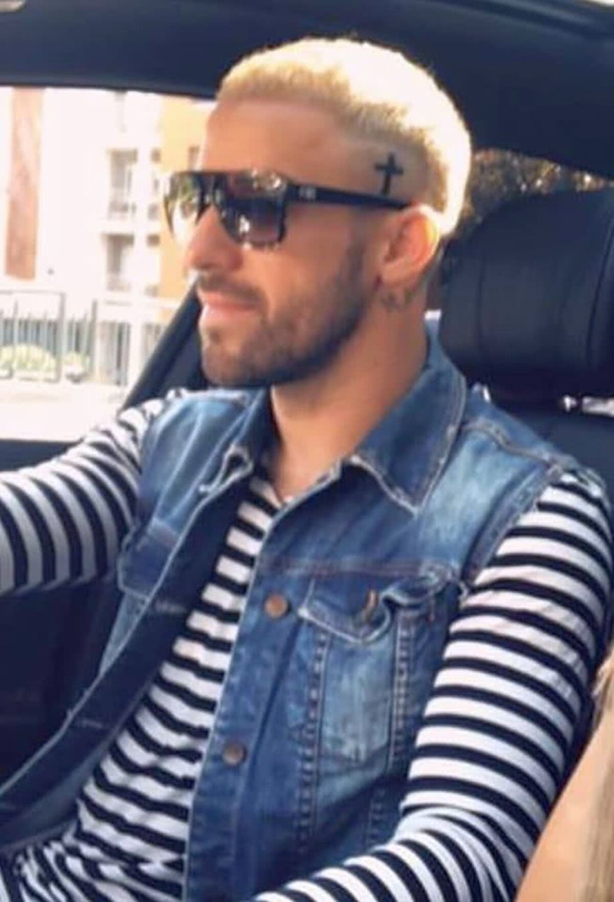 FOTO Gabi Enache, apariție surprinzătoare pe internet » Tatuaj pe cap + schimbare radicală de look