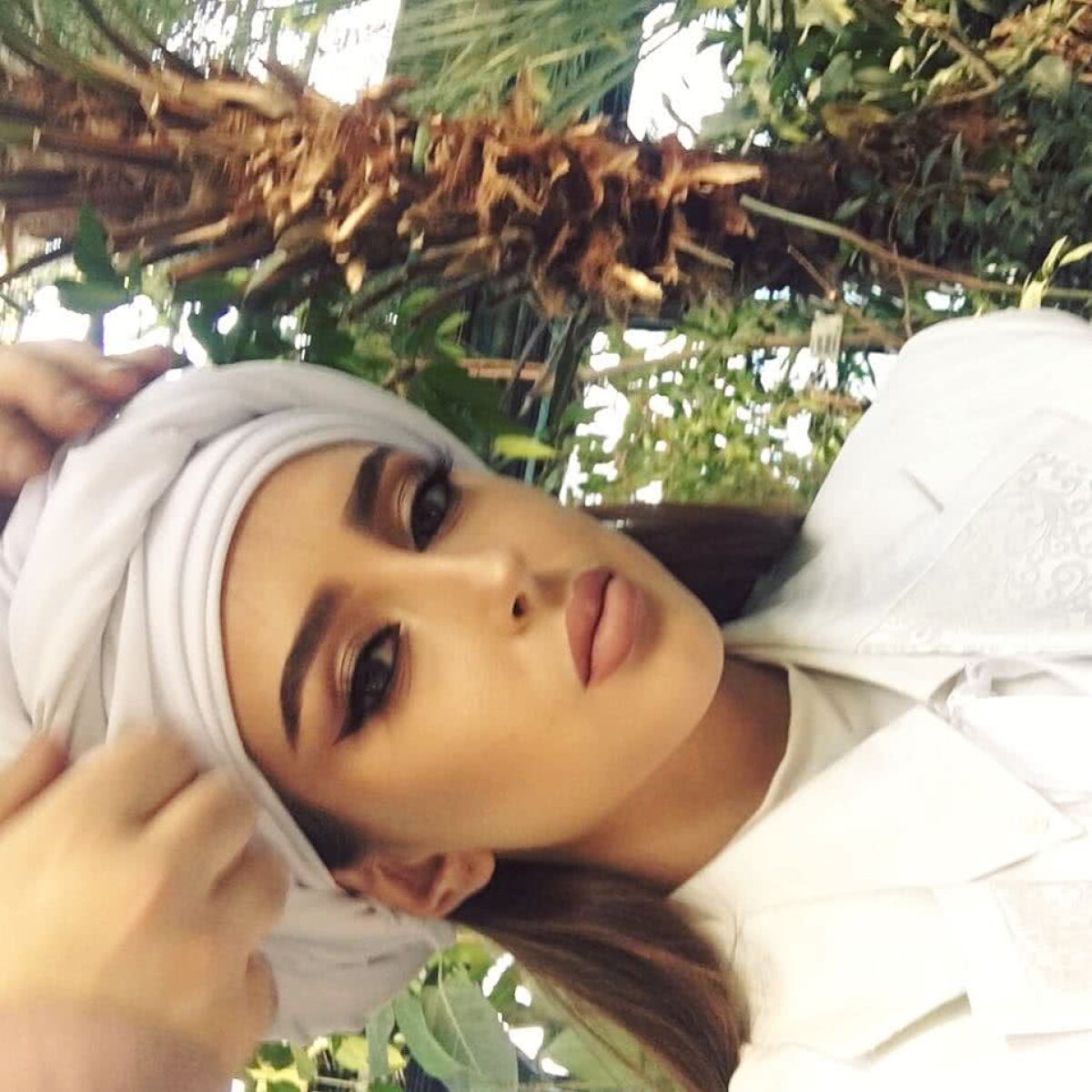 GALERIE FOTO Ea e noua divă a industriei muzicale românești » Arată fabulos, are un vibe misterios și nu lipsește din sala de sport