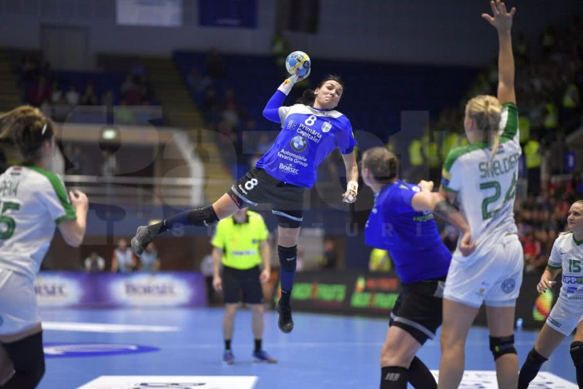 FOTO Debut perfect pentru CSM București! "Tigroaicele" au câștigat categoric cu Ferencvaros, 36-31