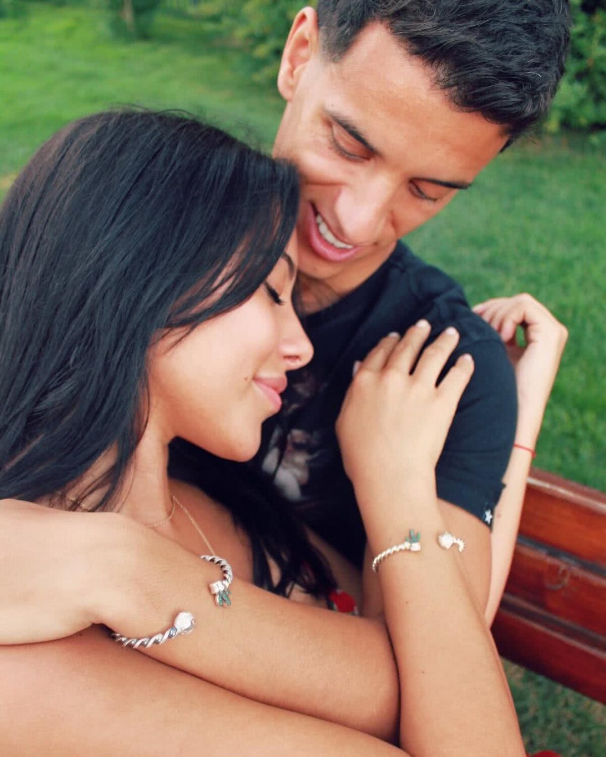 FOTO Iubita lui Salomao, însărcinată și superbă » Bruneta Sara, poreclită "Kim Kardashian", s-a pozat în lenjerie intimă