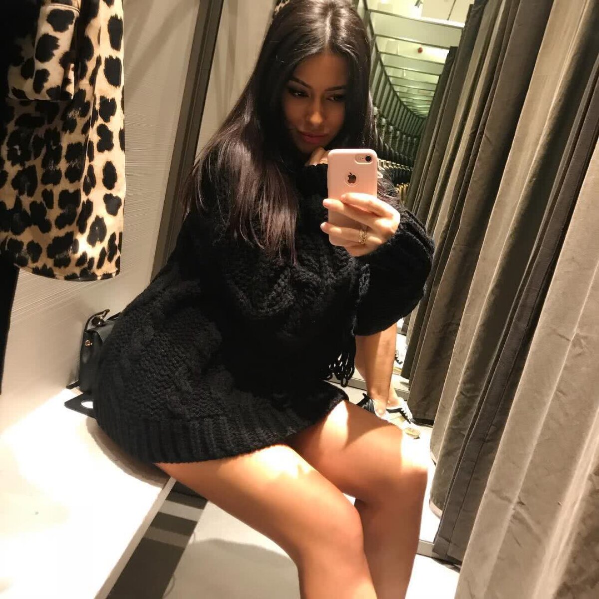 FOTO Iubita lui Salomao, însărcinată și superbă » Bruneta Sara, poreclită "Kim Kardashian", s-a pozat în lenjerie intimă