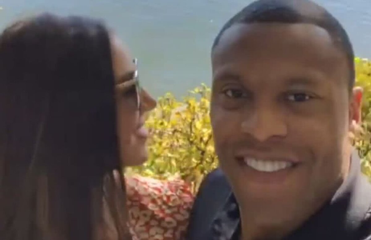 FOTO Nu joacă la CFR, dar se bucură de România! Ce făcut azi Julio Baptista, cel mai bine plătit jucător din Liga 1