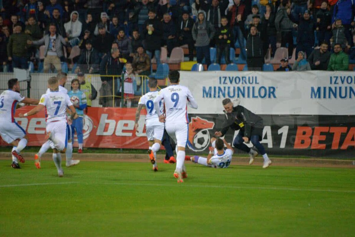 VIDEO + FOTO Dinamo, o nouă RUȘINE în Liga 1! "Câinii" lui Niculescu nu bat pe nimeni din august și au ajuns pe loc de baraj 