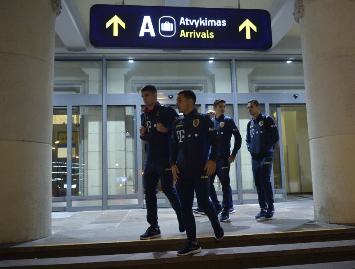 LITUANIA - ROMÂNIA // VIDEO Tricolorii au ajuns la Vilnius înaintea meciului din Liga Națiunilor » Cosmin Contra a acaparat toată atenția