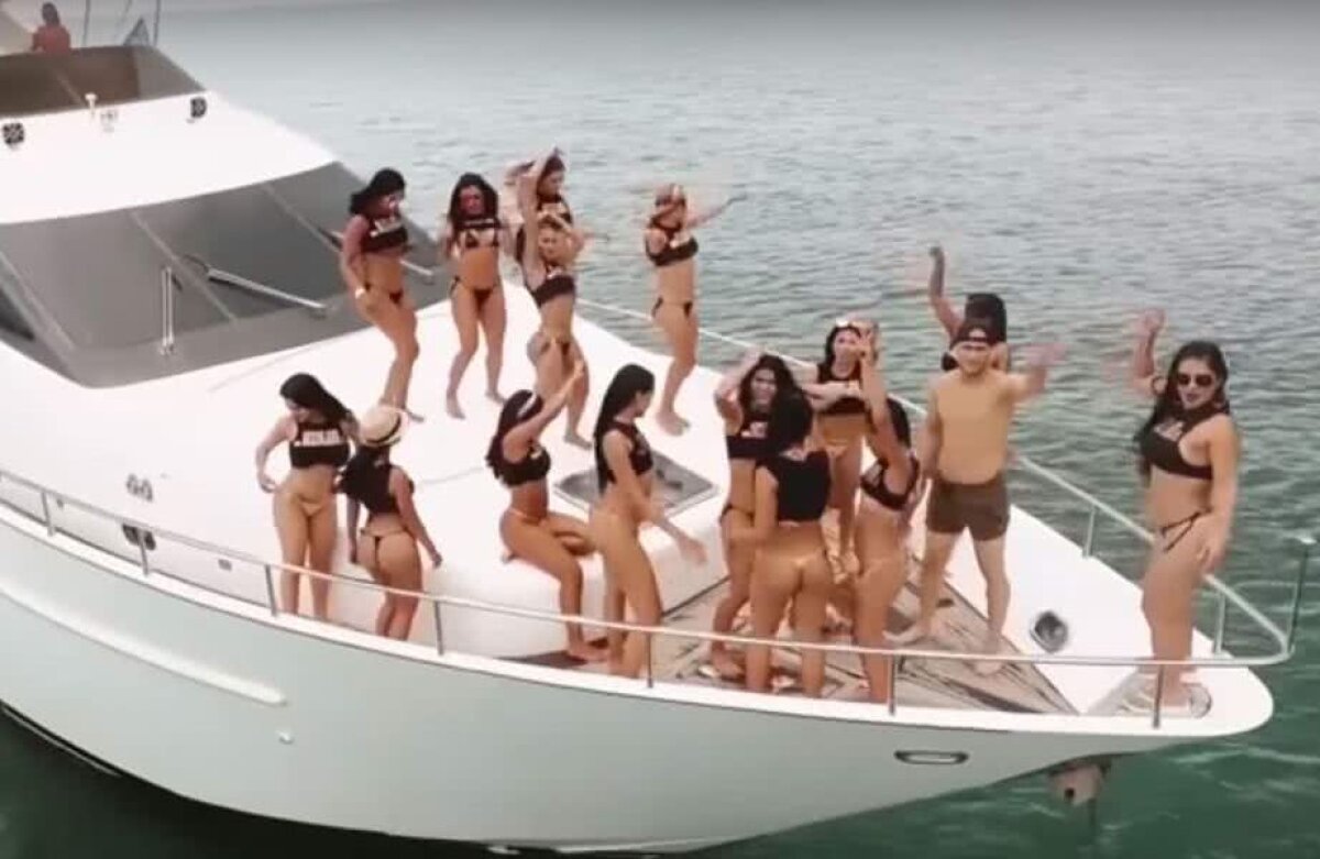 VIDEO&FOTO Cu 5.000 de euro ai acces complet pe ”Insula de Sex”: cel mai HOT sejur