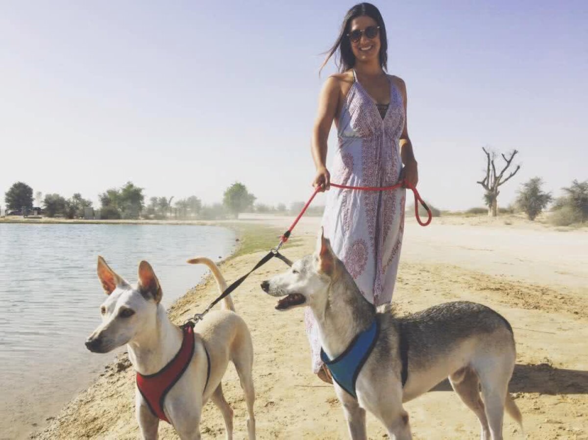 FOTO Confesiunile unei bisexuale: ”Femei străine vor să se culce cu mine, bărbații vor partide în trei: distracția e dublă”