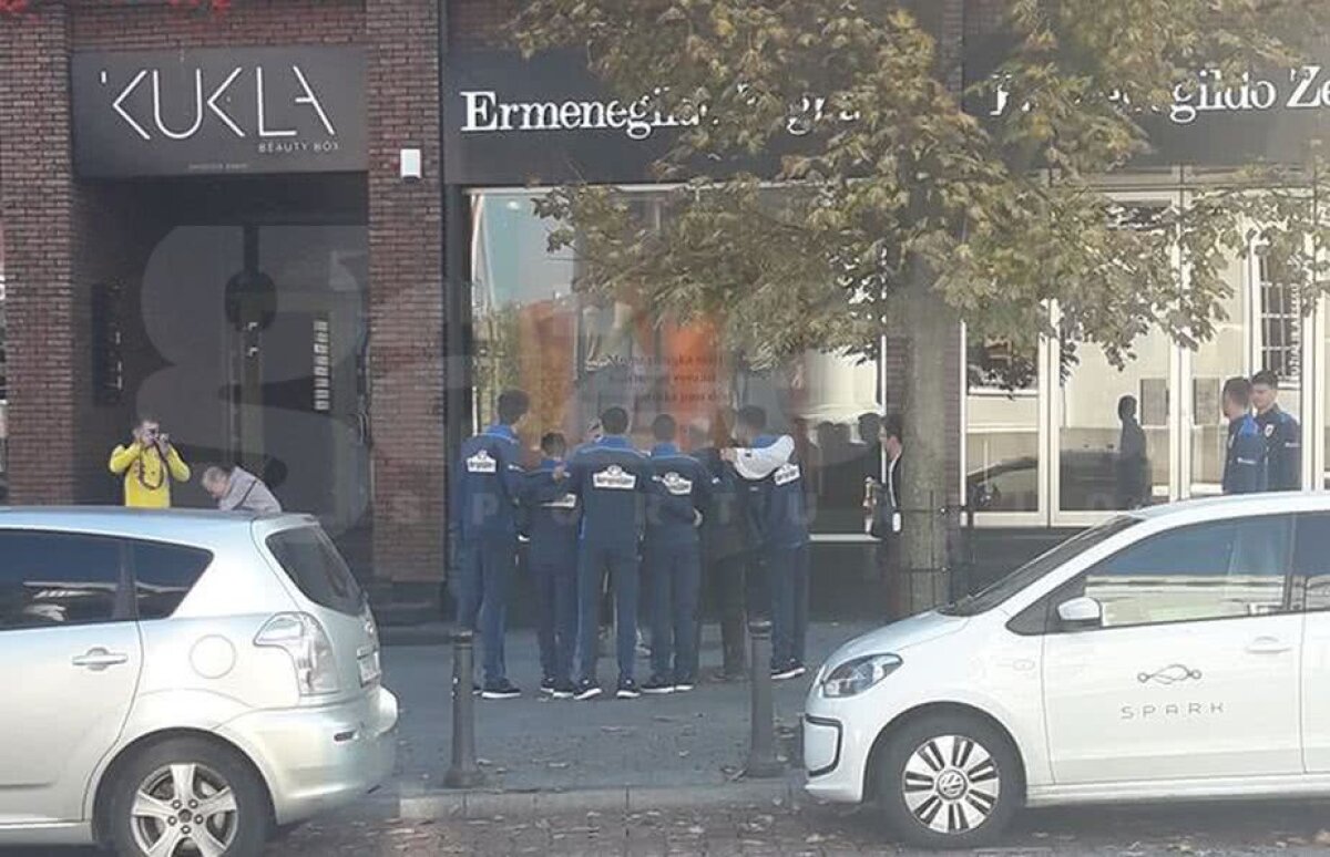 FOTO LITUANIA - ROMÂNIA // Corespondență din Vilnius » "Tricolorii" s-au relaxat în centrul orașului și au fost asaltați de fani