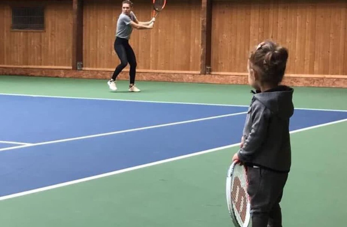 FOTO Simona Halep se pregătește de revenirea pe teren! S-a antrenat azi + dialog amuzant cu Darren Cahill pe Instagram: "Văd că deja stăpânește distrugerea rachetei"