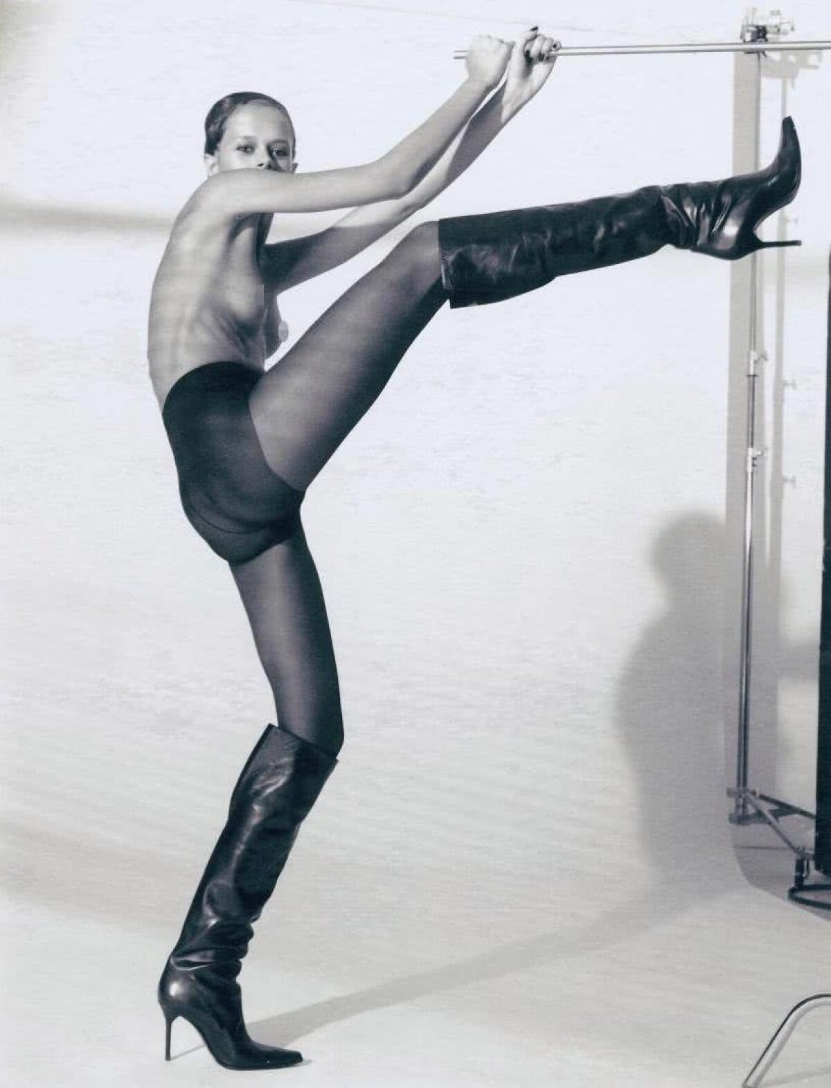 Fotomodele de calibru într-o galerie FOTO cum nu s-a mai văzut! Imagini rare au fost făcute publice