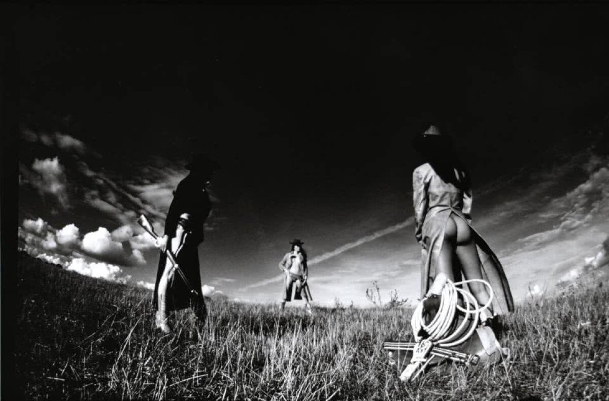 Fotomodele de calibru într-o galerie FOTO cum nu s-a mai văzut! Imagini rare au fost făcute publice