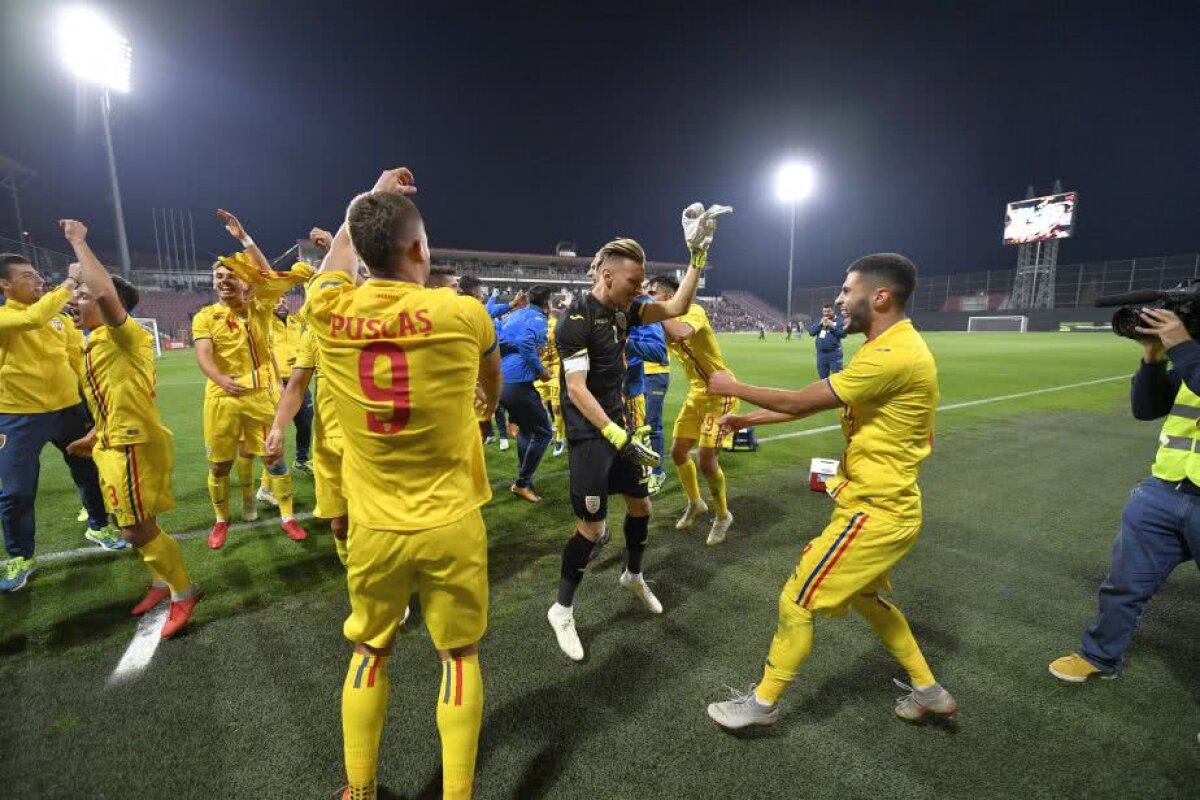 GALERIE FOTO + VIDEO Superimagini cu bucuria "tricolorilor" după victoria magică împotriva Țării Galilor! Ce s-a întâmplat în vestiar 