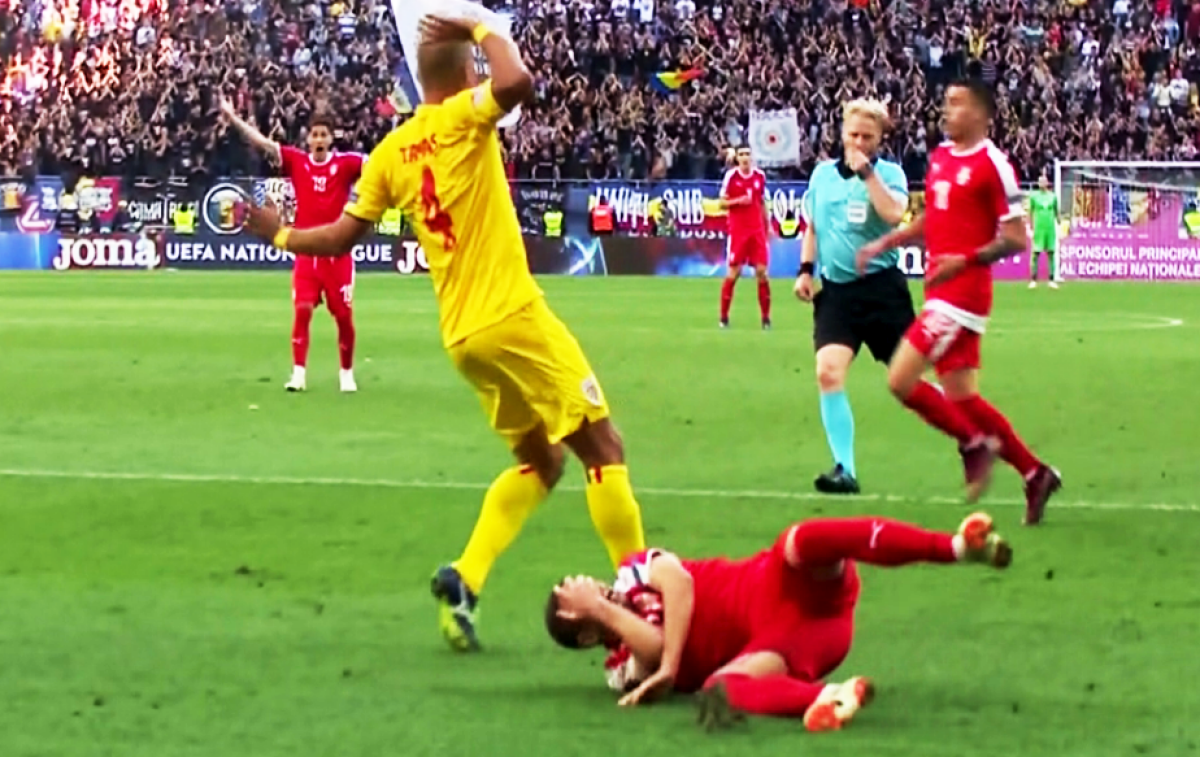 ROMÂNIA - SERBIA 0-0// FOTO Gabriel Tamaș, omul negru! Roșu și penalty după o intrare de AMATOR