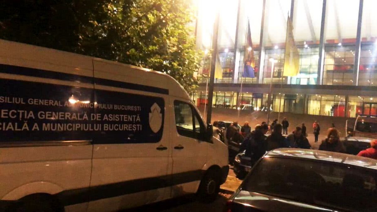 ROMÂNIA - SERBIA 0-0 // FOTO Mobilizare COLOSALĂ după meci! Imagini impresionante la Arena Națională