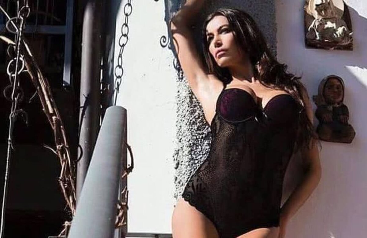 FOTO Fosta iubită a lui Mata iubește Milan și pozează complet dezbrăcată!