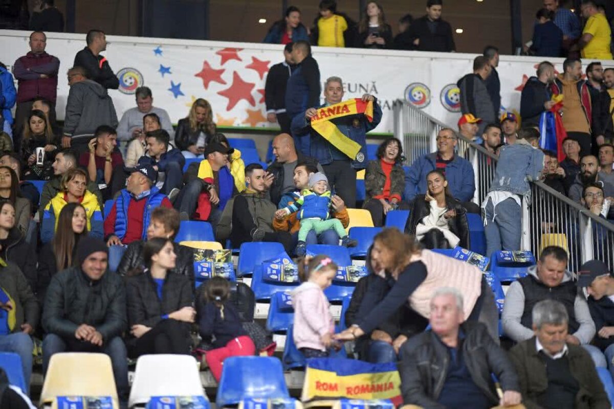 FOTO Atmosferă de sărbătoare la Ploiești! Stadionul full într-un meci care ne-a dus la EURO 2019 după 20 de ani