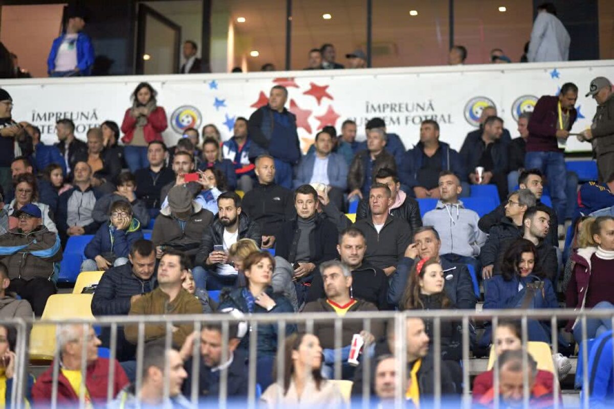 FOTO Atmosferă de sărbătoare la Ploiești! Stadionul full într-un meci care ne-a dus la EURO 2019 după 20 de ani