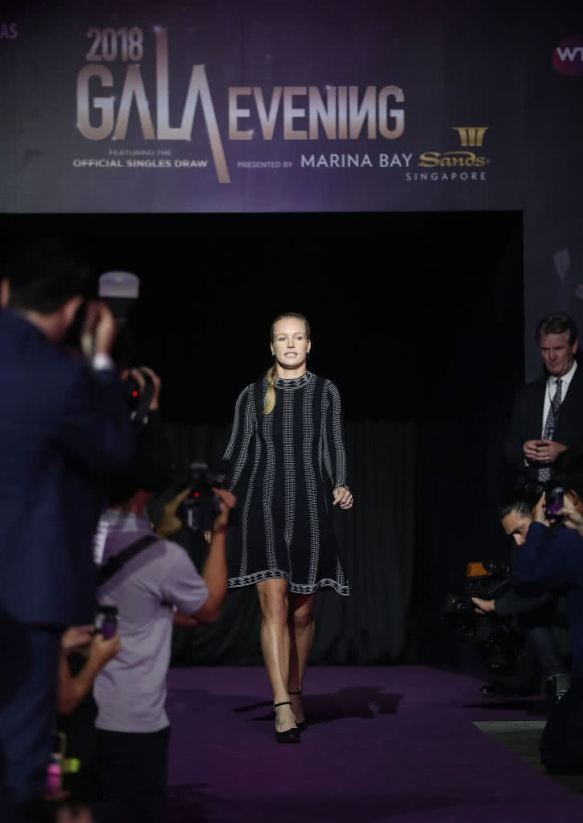 GALERIE FOTO Participantele la Turneul Campioanelor au făcut ravagii pe podiumul de defilare » Caroline Wozniacki a atras toate privirile