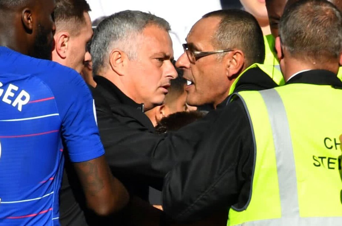 GALERIE FOTO 4 goluri în Chelsea - Manchester United! » Imagini incredibile pe Stamford Bridge Jose Mourinho a sărit la bătaie!