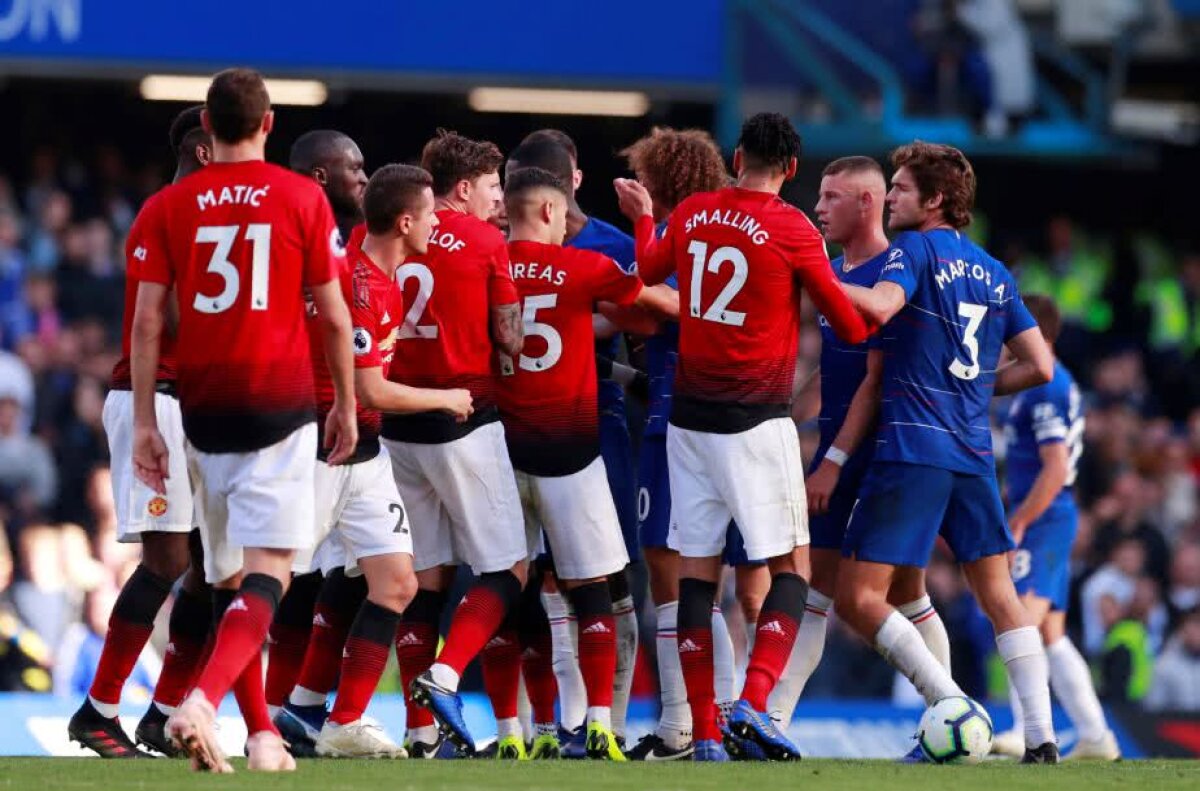 GALERIE FOTO 4 goluri în Chelsea - Manchester United! » Imagini incredibile pe Stamford Bridge Jose Mourinho a sărit la bătaie!
