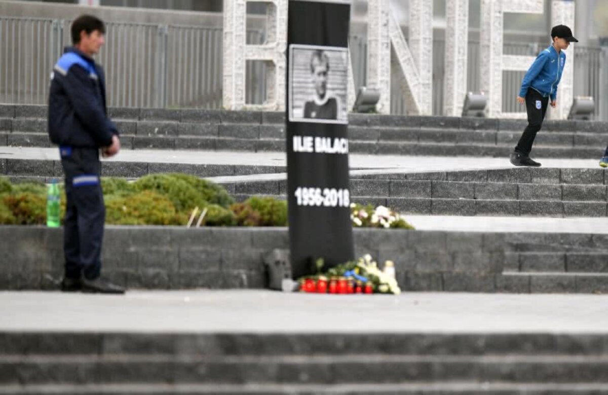 GALERIE FOTO Imagini impresionante din fața stadionului "Ion Oblemenco", devenit loc de pelerinaj