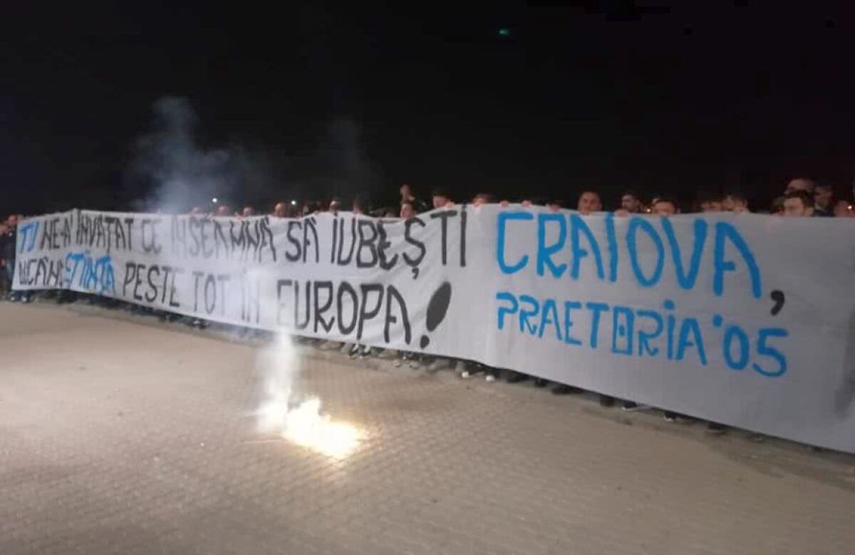 VIDEO+FOTO Peluza Sud '97 Craiova a venit la căpătâiul lui Ilie Balaci: "Tu ne-ai învățat ce înseamnă să iubești Craiova, ducând Știința peste tot în Europa"