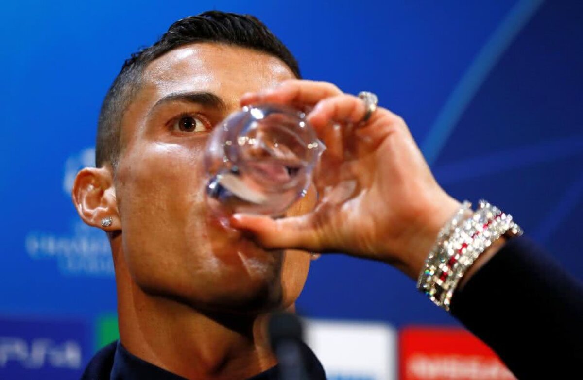 FOTO Cristiano Ronaldo a sclipit la revenirea pe Old Trafford: a purtat un ceas cu 424 de diamante albe care costă o avere!