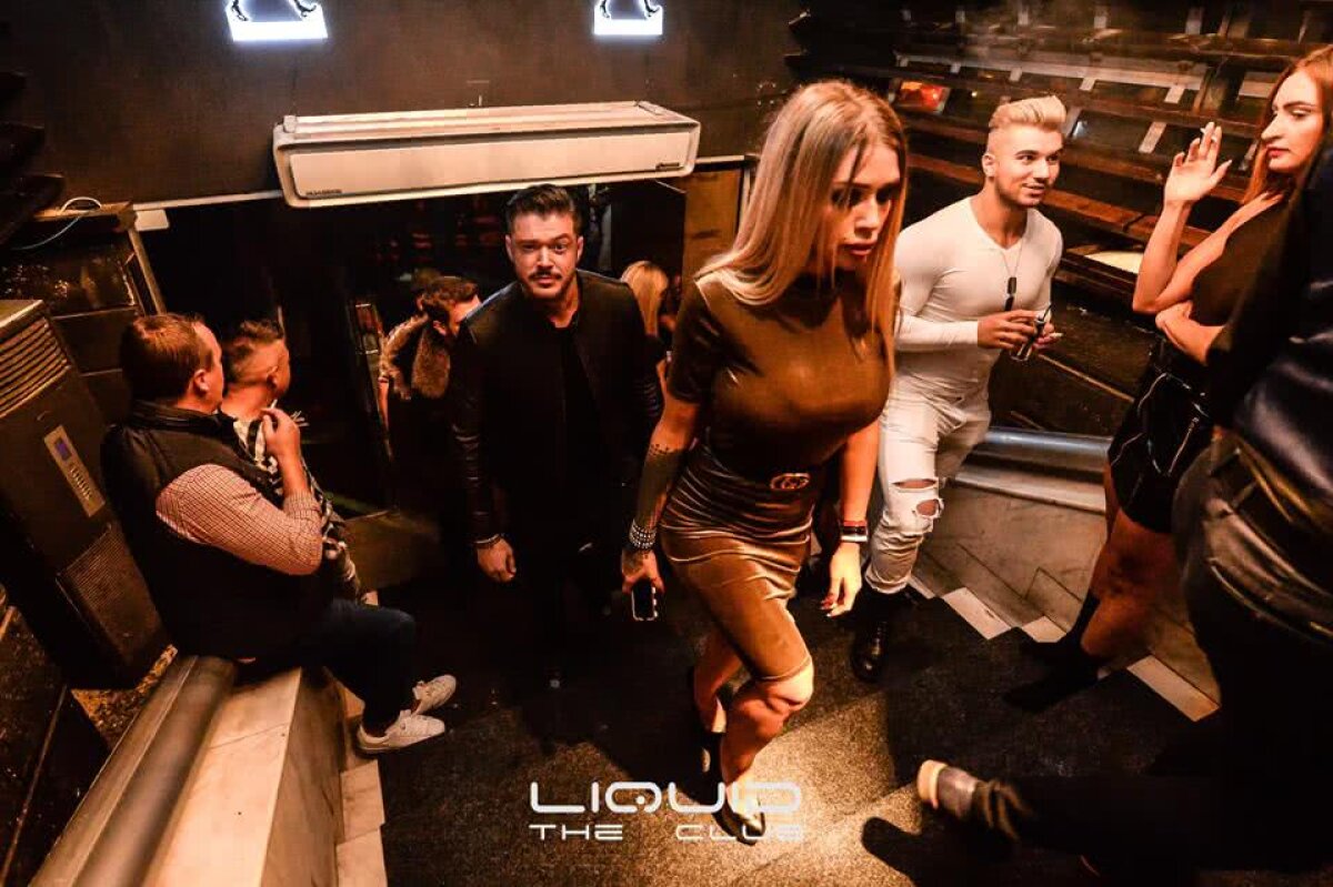 FOTO Și-a găsit o nouă Bianca Drăgușanu!? Victor Slav surprins în ipostaze tandre cu o blondă leită Biancăi