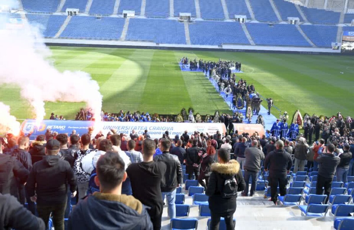 VIDEO + FOTO // Cei mai plânși cârlionți » Reportaj din Bănie pe ultimul drum al lui Ilie Balaci: "Cea mai lungă și grea zi a fotbalului oltean"