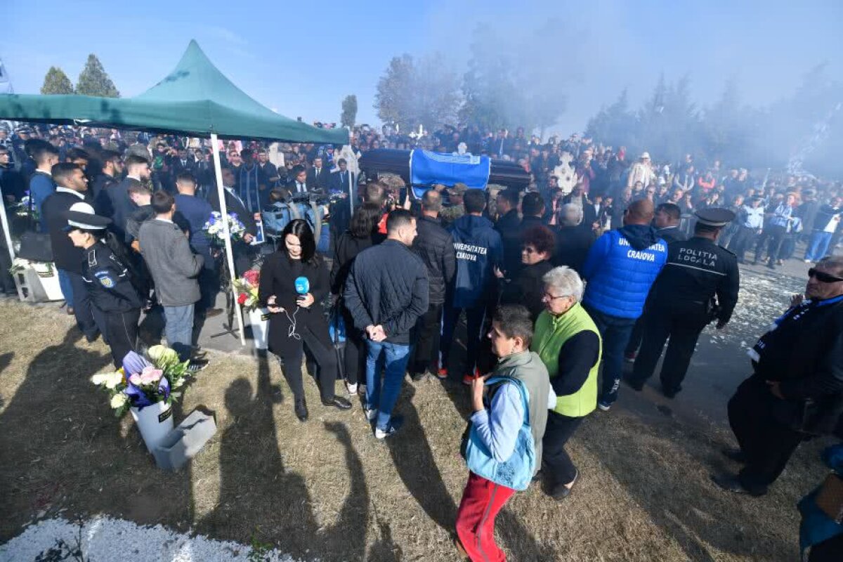 CORESPONDENȚĂ DIN CRAIOVA // FOTO Unite de tragedie » Cele două Universități au lăsat deoparte războiul la înmormântare: "Astăzi a fost zi de pace. Un armistițiu semnat post-mortem de Ilie Balaci"