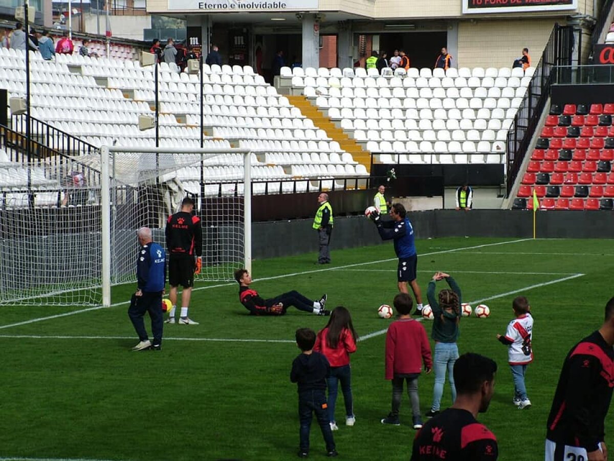 EXCLUSIV FOTO WOW! La 16 ani, un tânăr portar român s-a antrenat cu seniorii unei formații din La Liga