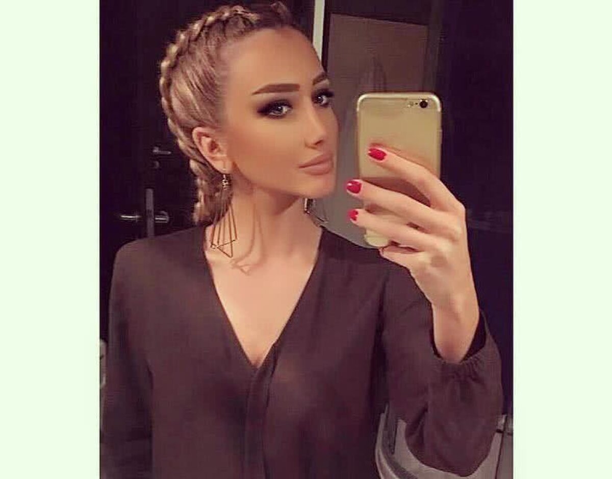 GALERIE FOTO Un fotbalist de la Astra se laudă cu una dintre cele mai frumoase femei din România! Imaginile de pe Facebook spun totul 