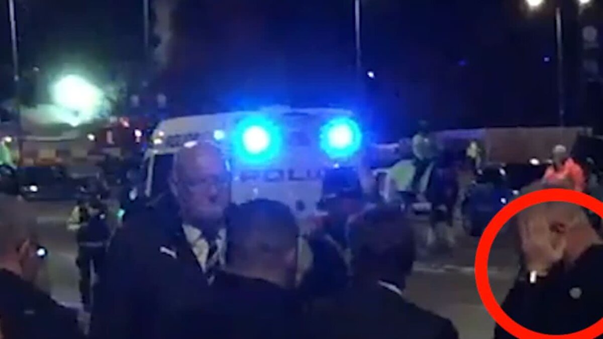 UPDATE // VIDEO+FOTO ȘOCANT! Tragedie la Leicester: patronul clubului și alte 4 persoane au murit  » Imagini impresionante cu pelerinajul de la stadion