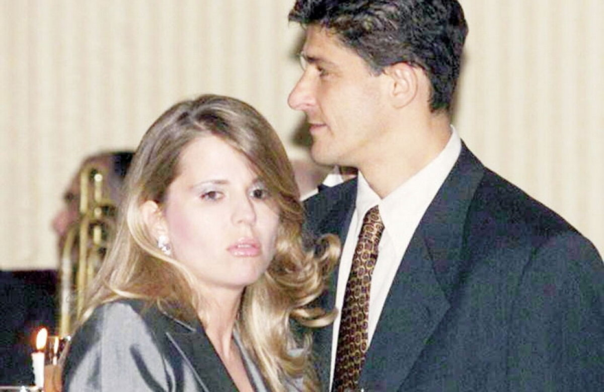 FOTO Divorțurile Generației de Aur » 8 din cei 14 "tricolori" care au jucat cu Columbia la CM '94 s-au separat de soții. Ultimul și-a oficializat despărțirea anul acesta