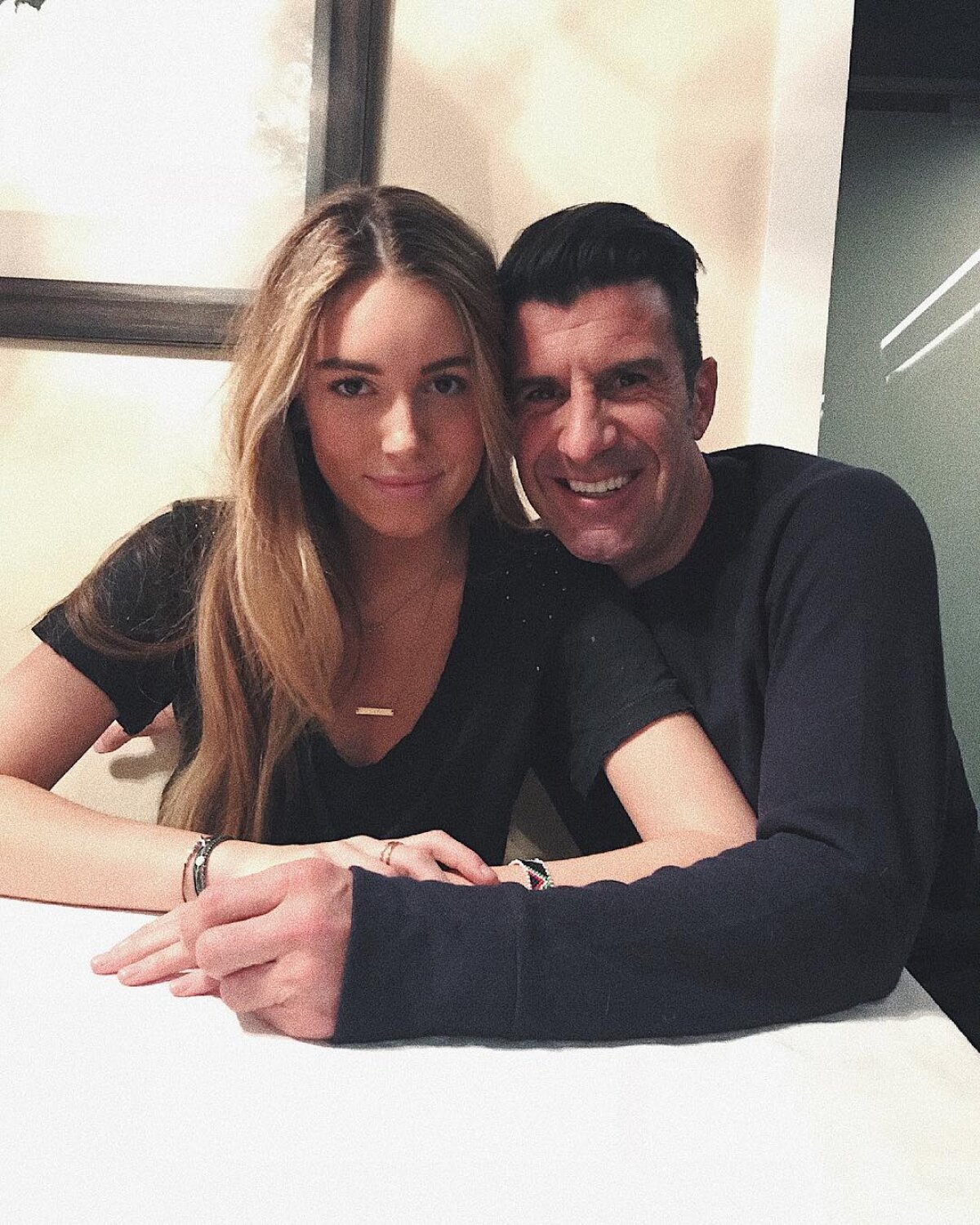 FOTO Fata lui Figo e model! Daniela își arată formele sexy în pictoriale incendiare