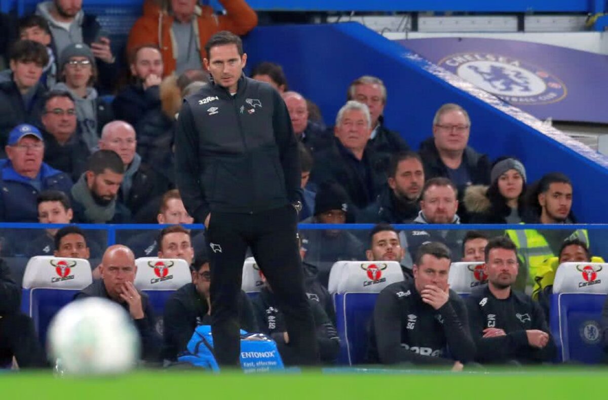 VIDEO Eliminat de VAR » Învins la revenirea pe Stamford Bridge, Lampard reclamă arbitrajul cu Chelsea: "Faza s-a petrecut în fața asistentului"