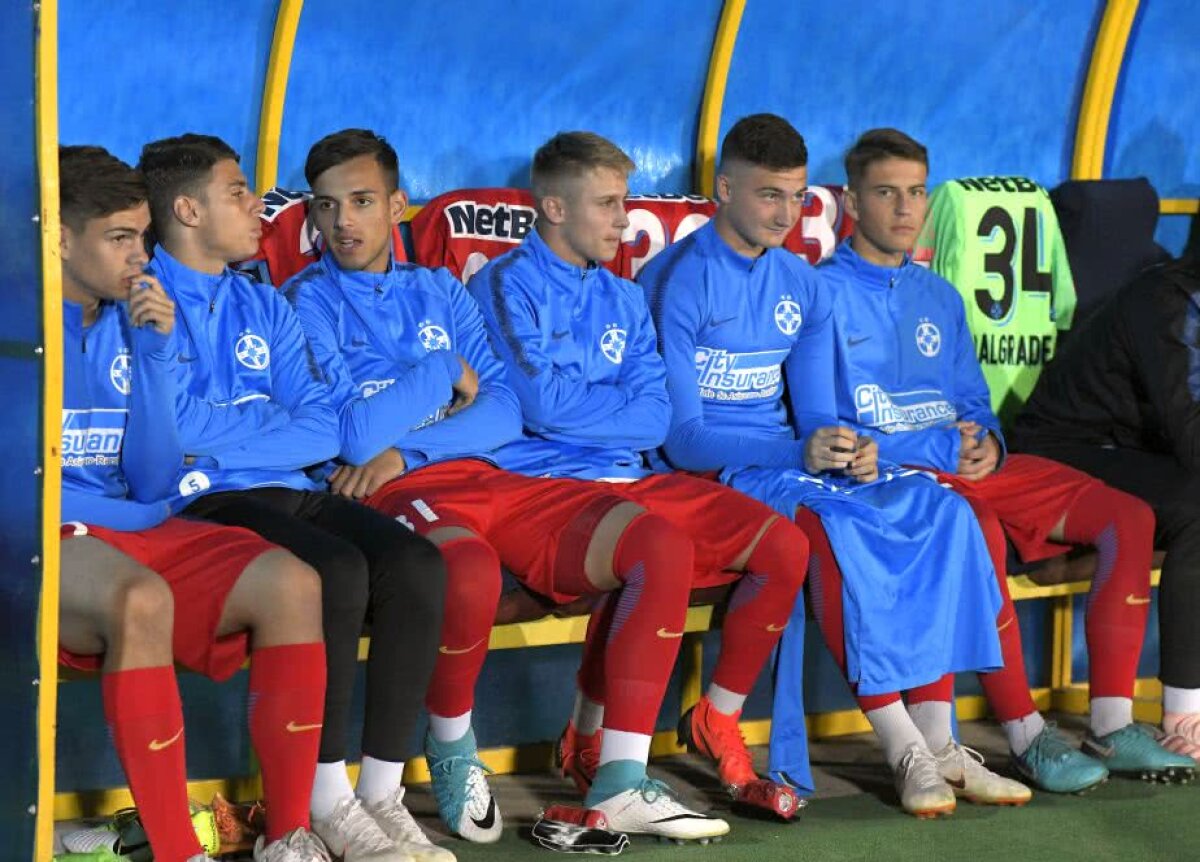 3 lucruri remarcate la Dunărea Călărași - FCSB: grădiniță pe bancă și banner-ul surpriză afișat de fanii gazdelor + FCSB, încurajată de un număr rușinos de ultrași