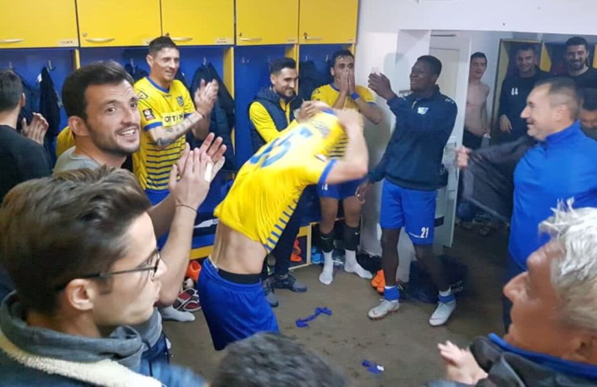 DUNĂREA CĂLĂRAȘI - FCSB 2-1 // FOTO + VIDEO Delir în vestiar! Dan Alexa și jucătorii săi au pornit fiesta după ce au eliminat-o pe FCSB din Cupă » Ce au scandat
